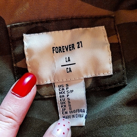 Forever 21 Camo green denim jacket Size Small - Picture 11 of 11
